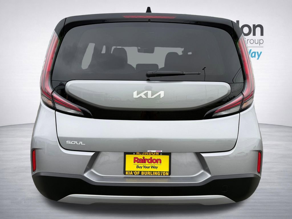 Certified 2025 Kia Soul LX FWD image 6