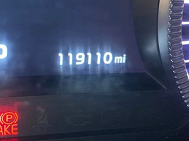 Used 2021 Kia Telluride SX w/ SX Prestige Package image 11