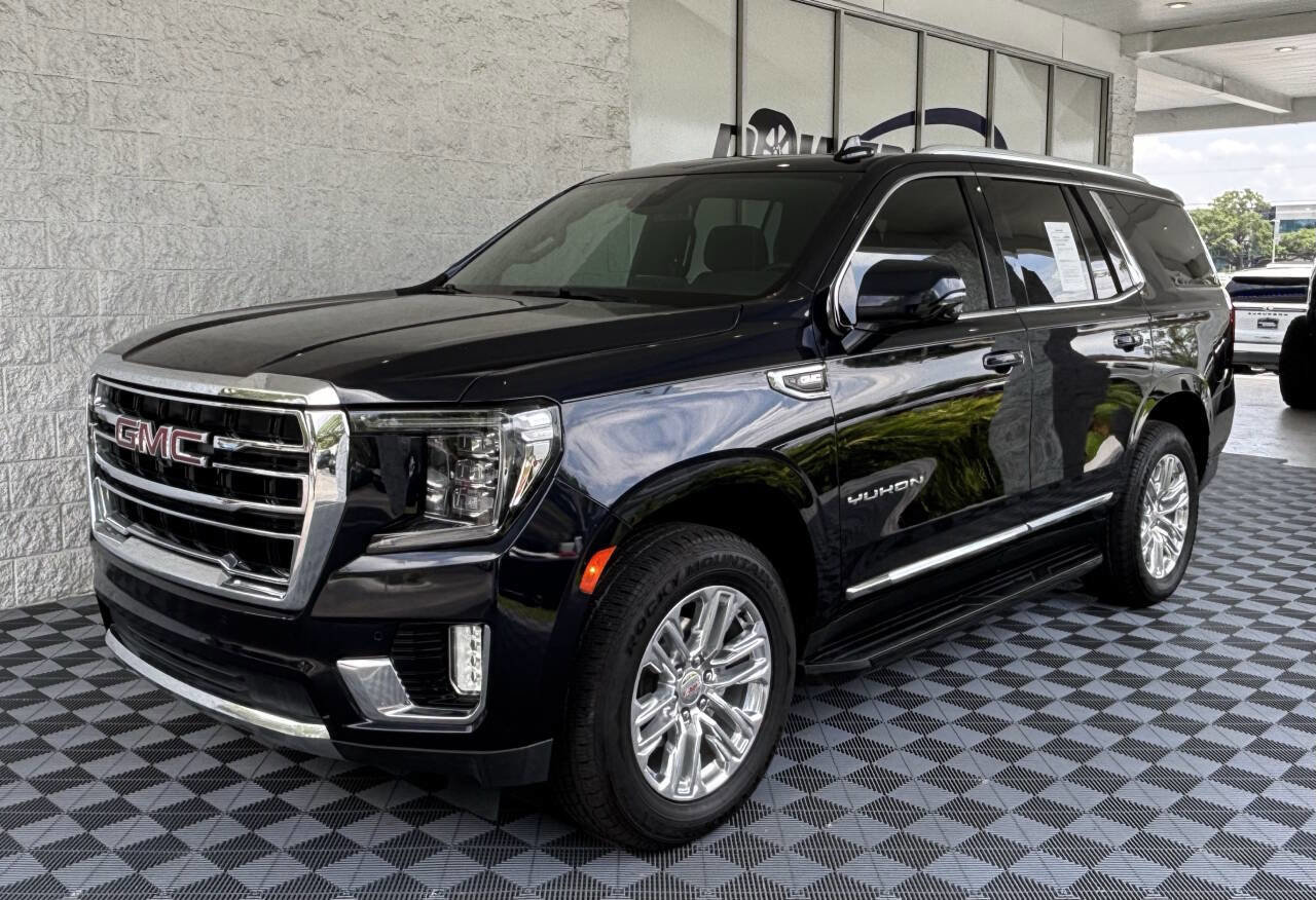 Used 2023 GMC Yukon SLT w/ SLT Premium Package AWD/4WD image 5