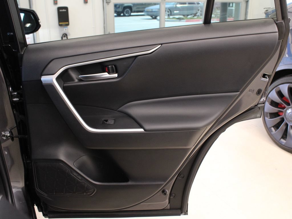 Used 2023 Toyota RAV4 XLE w/ Convenience Package FWD image 30