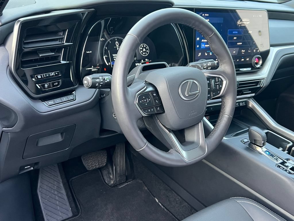 Used 2025 Lexus TX 350 AWD w/ Technology Package image 24