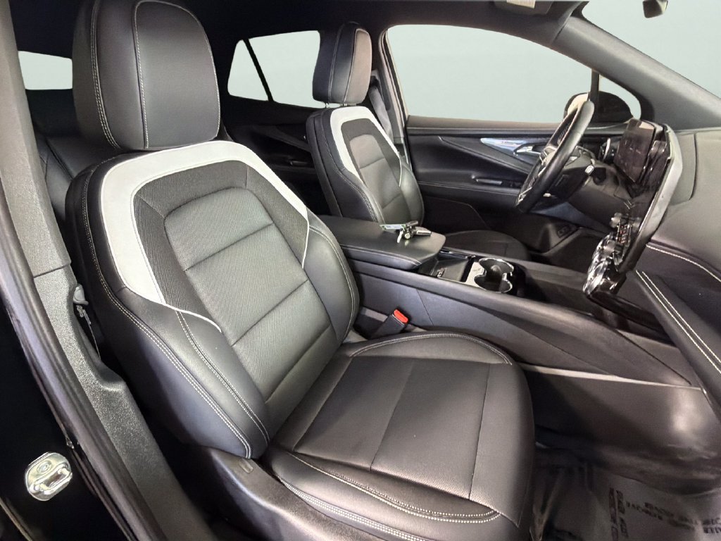 Used 2024 Chevrolet Blazer EV LT AWD/4WD image 34