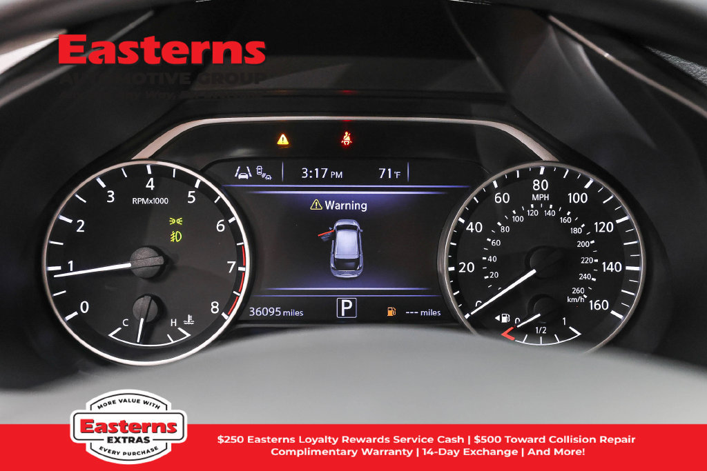 Used 2023 Nissan Murano SV w/ SV Midnight Edition Package AWD/4WD image 19