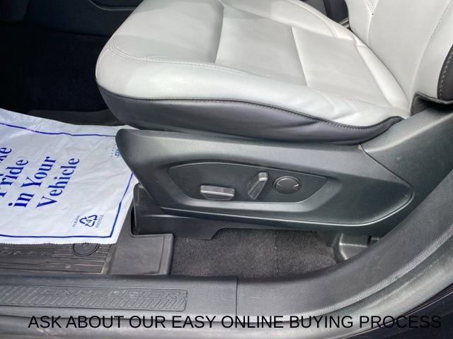 Used 2021 Ford Explorer XLT w/ Equipment Group 202A image 11