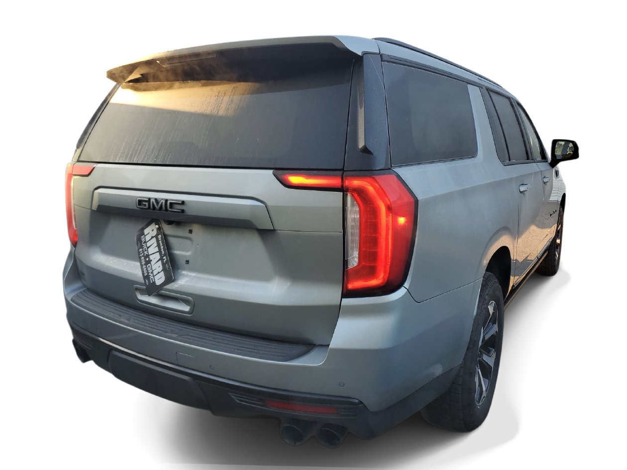 Used 2023 GMC Yukon XL Denali RWD image 4