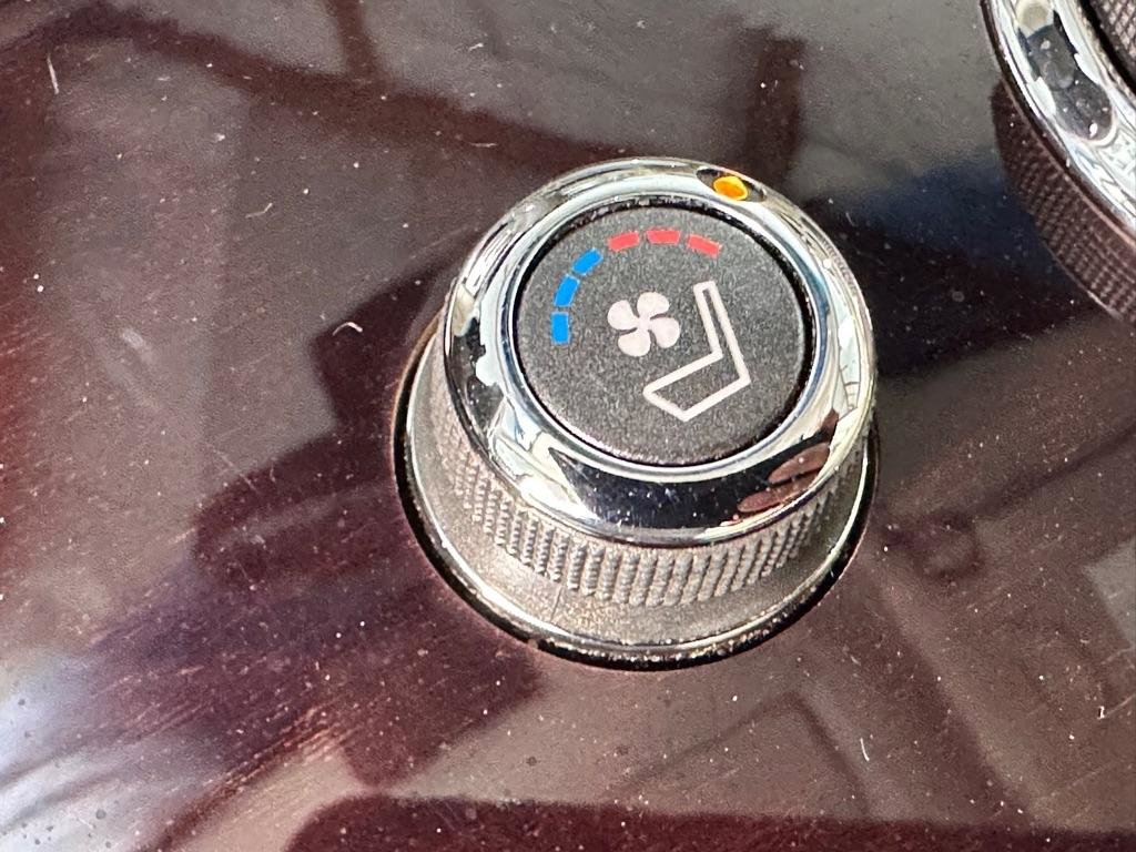 Used 2013 INFINITI M37 37x w/ Premium Pkg image 24