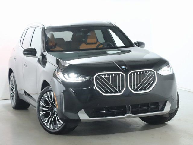 Used 2026 BMW X3 xDrive30 w/ Premium Package image 2