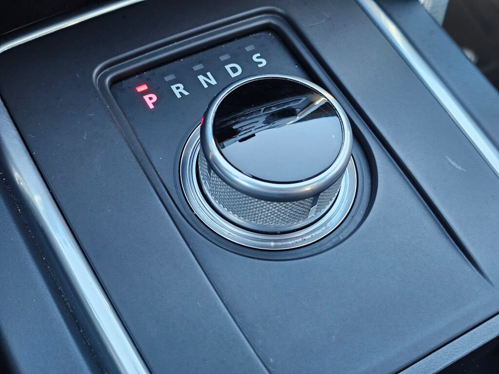 Used 2016 Land Rover Discovery Sport HSE Luxury AWD/4WD image 30