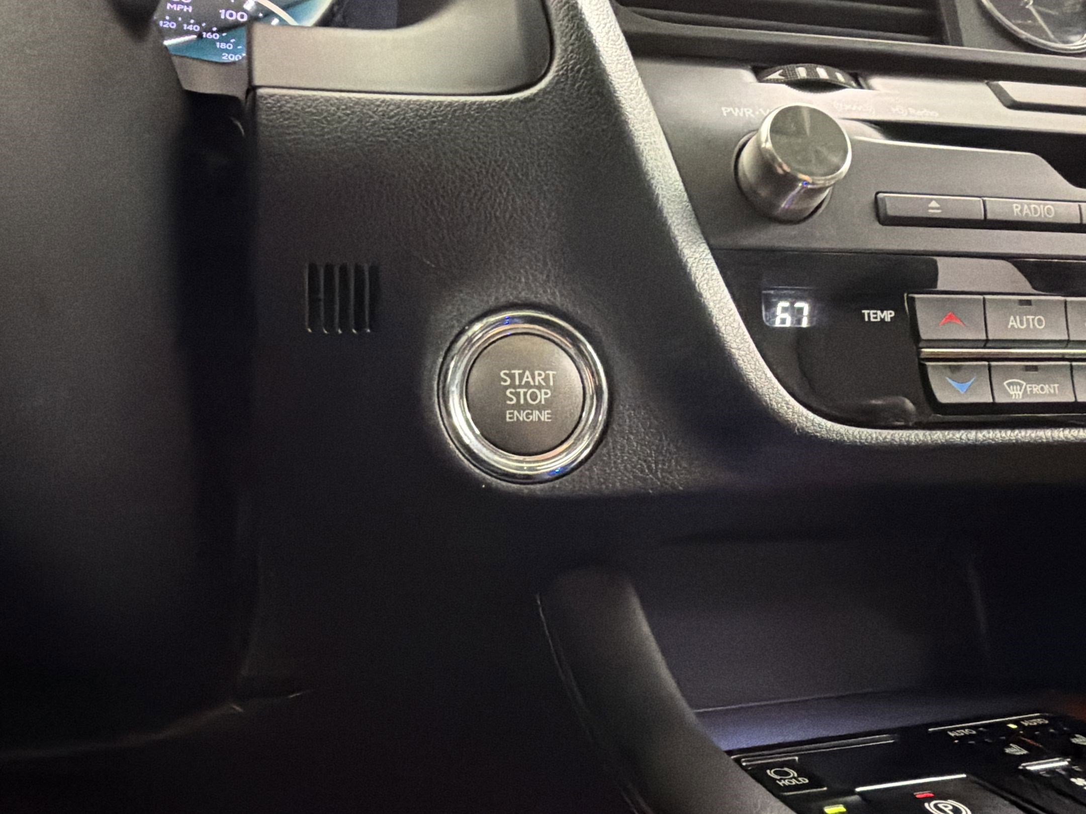 Used 2019 Lexus RX 350L FWD image 27