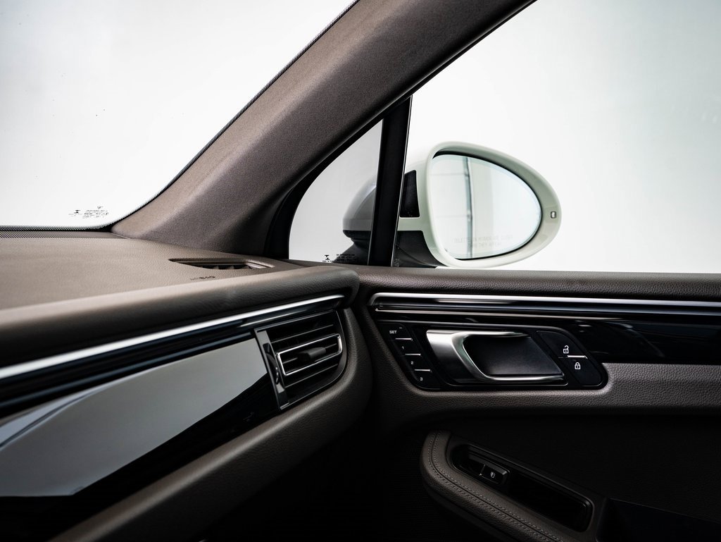 Used 2019 Porsche Macan S image 42