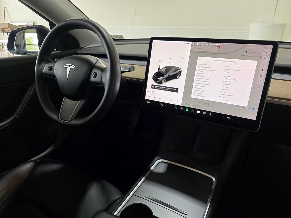 Used 2022 Tesla Model Y Long Range AWD/4WD image 30