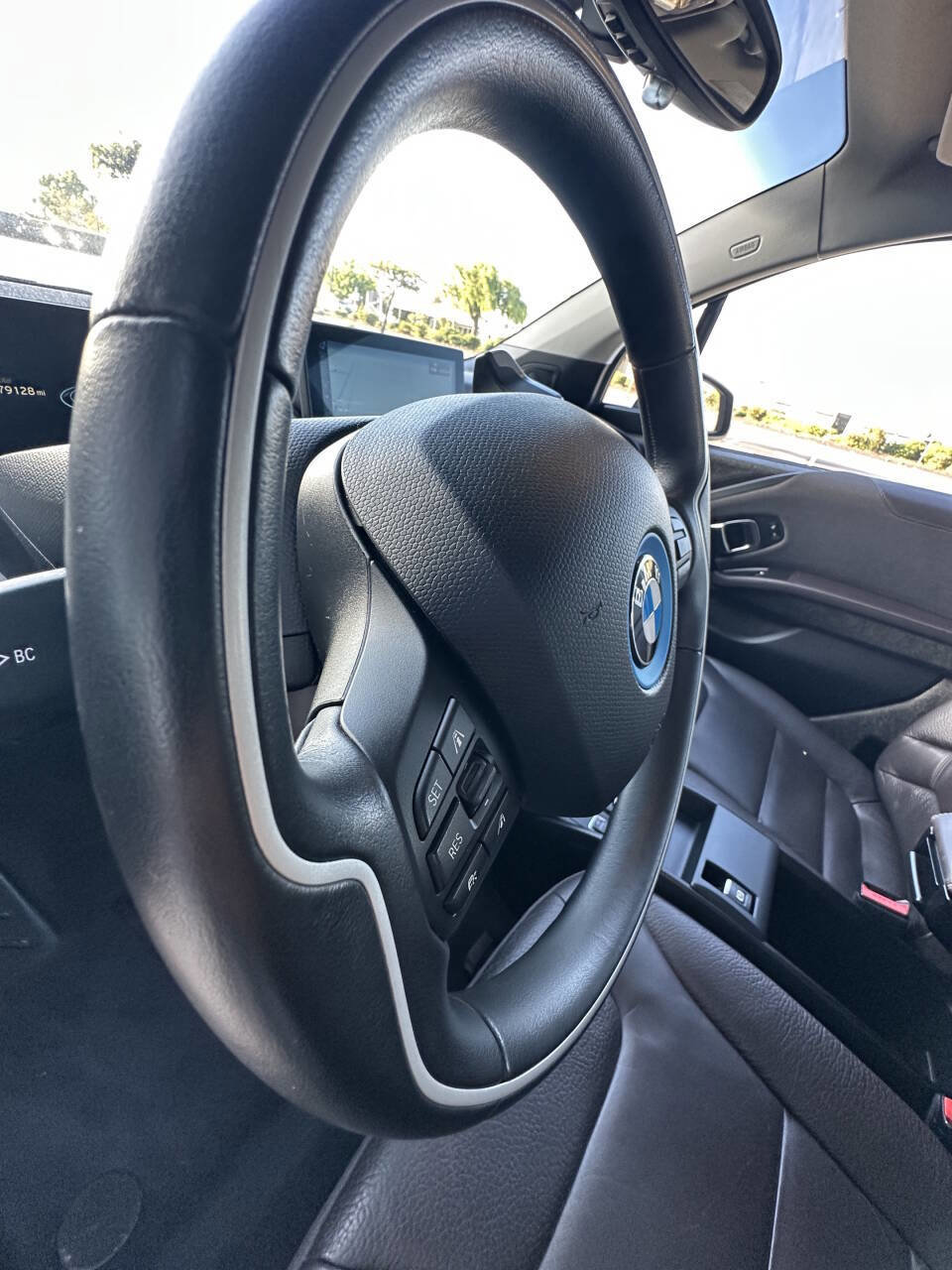 Used 2015 BMW i3 w/ Range Extender RWD image 21