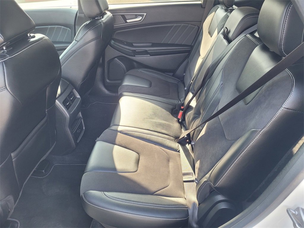 Used 2022 Ford Edge ST image 8