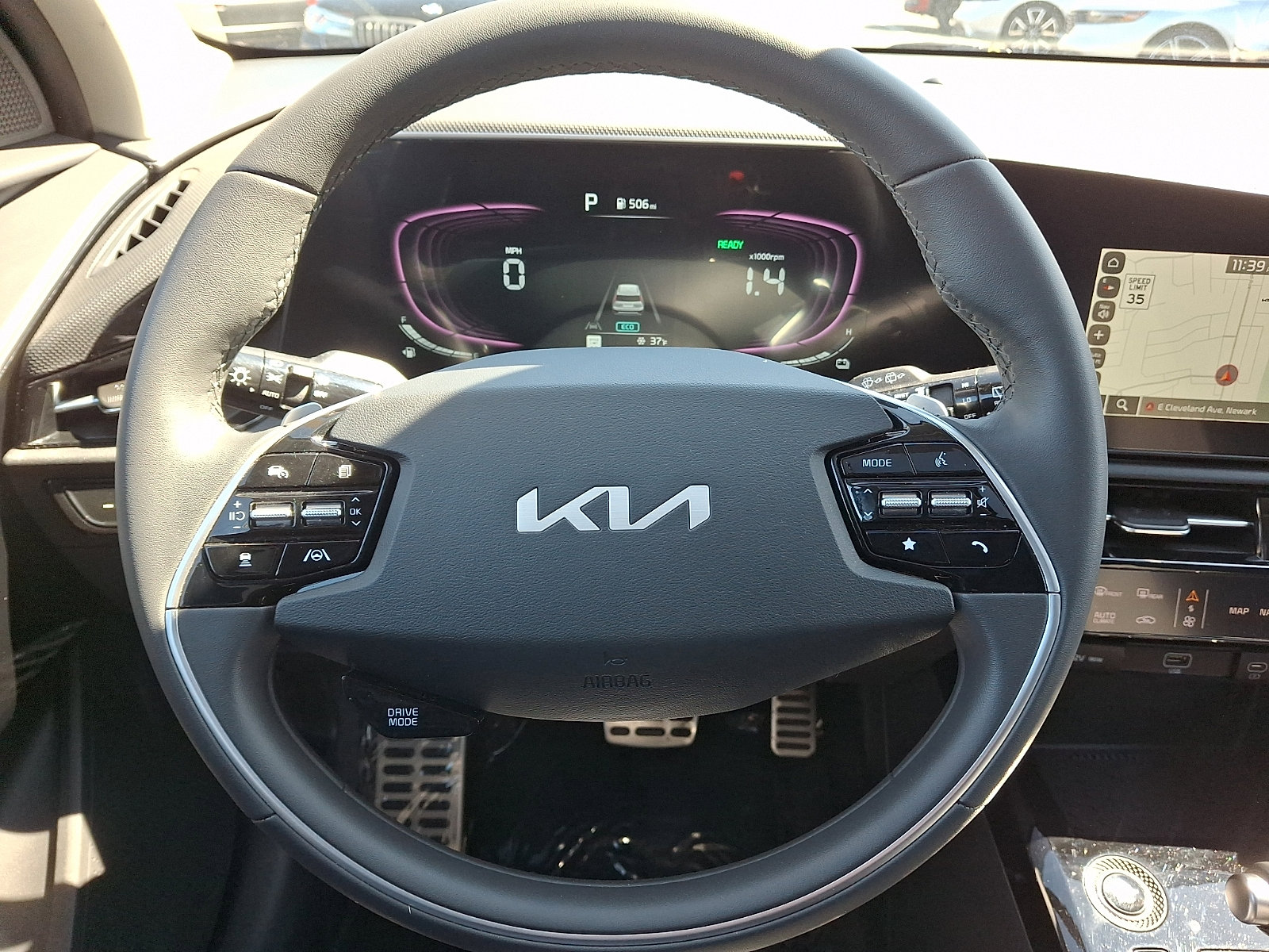 Certified 2025 Kia Niro EX Touring image 18