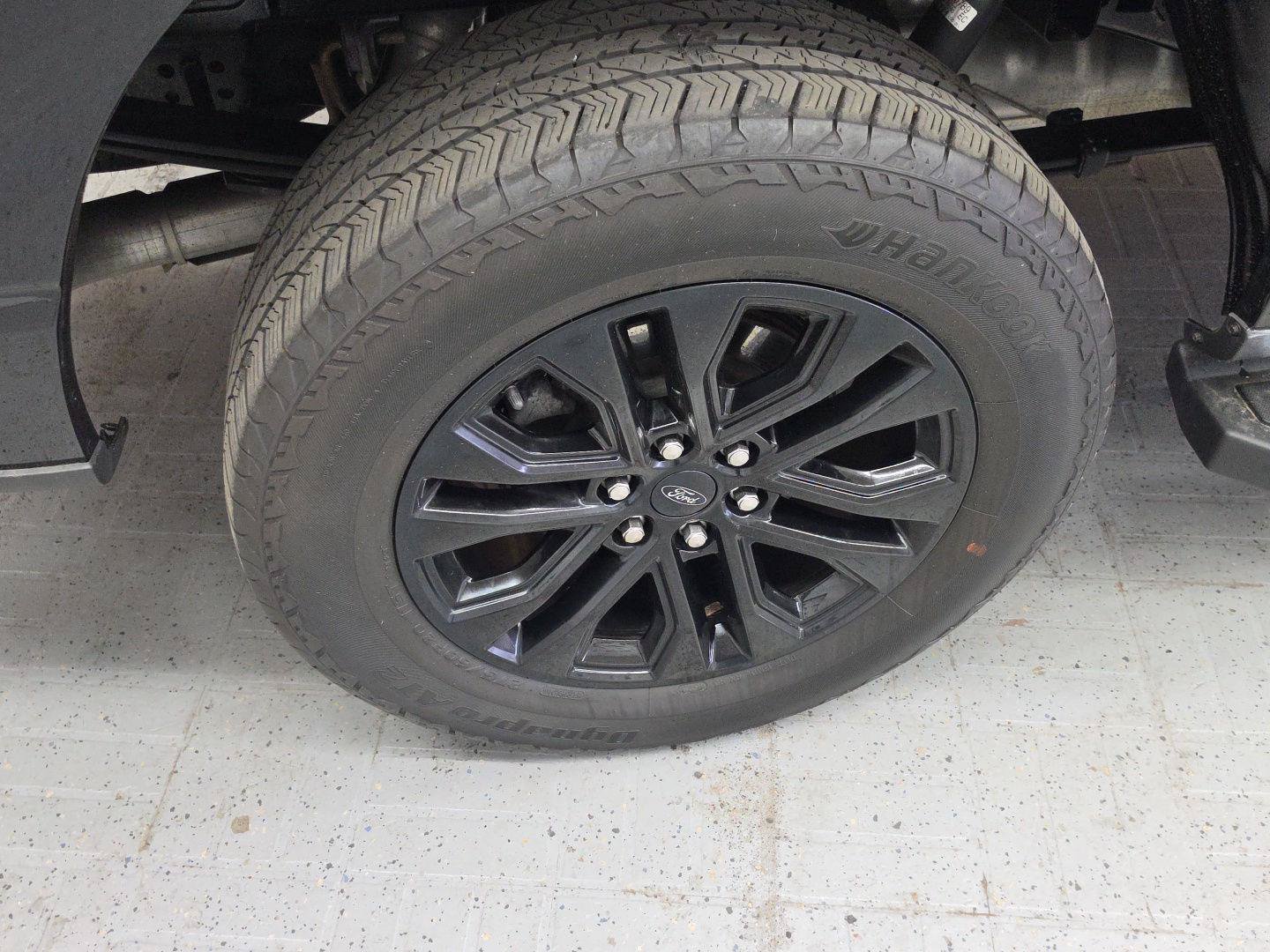 Used 2024 Ford F150 Lariat w/ Equipment Group 502A High AWD/4WD image 23