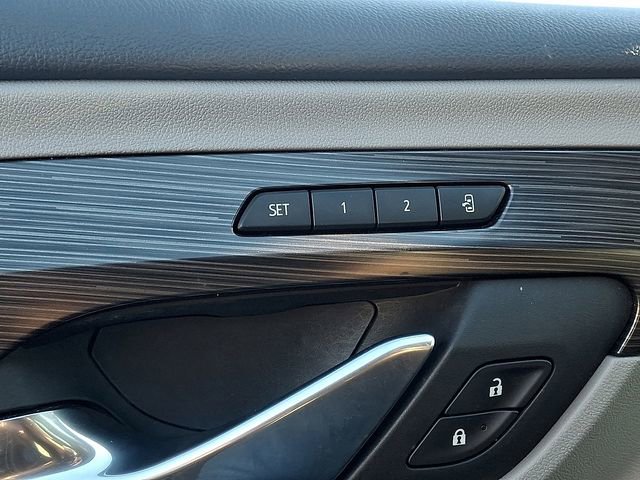 Used 2024 GMC Terrain SLT image 23