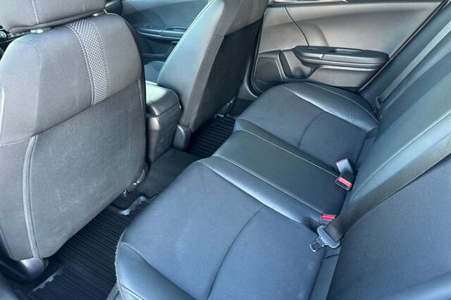Used 2021 Honda Civic Sport image 12