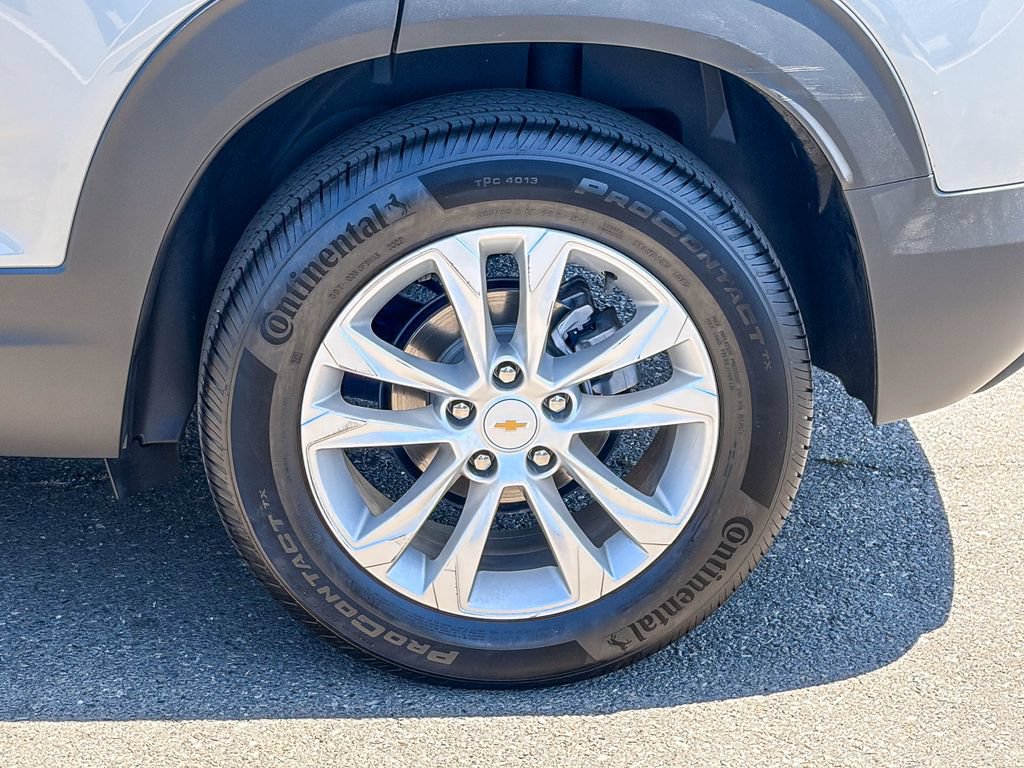 Used 2023 Chevrolet TrailBlazer LS FWD image 13