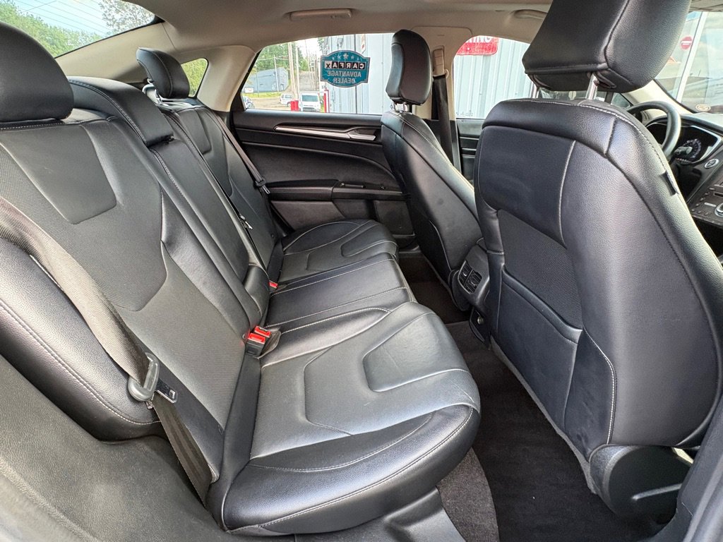 Used 2020 Ford Fusion Titanium FWD image 16