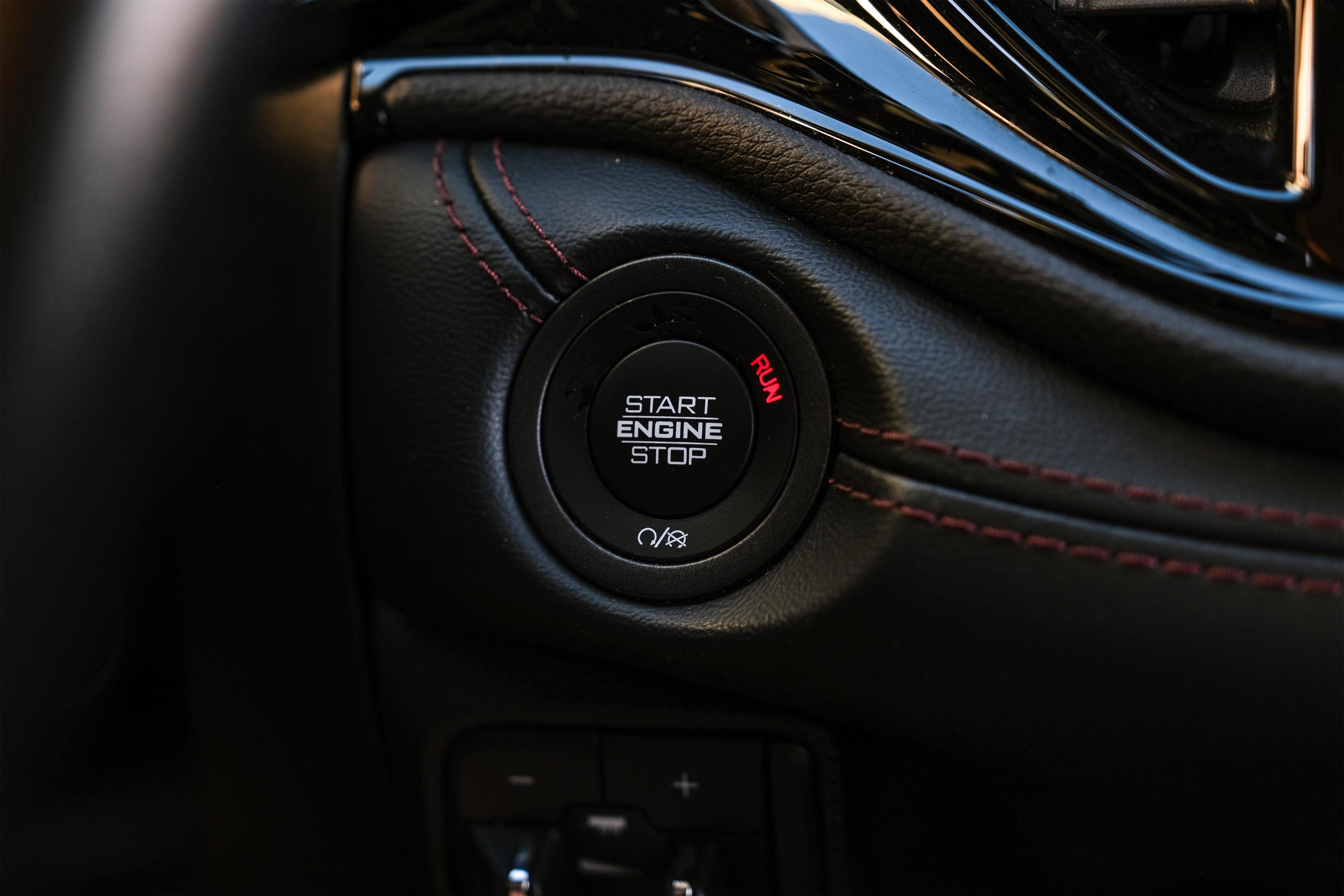 Used 2022 Dodge Durango R/T w/ Tow 'N Go Package image 20