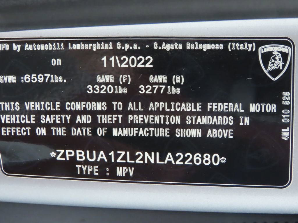 Used 2022 Lamborghini Urus image 36