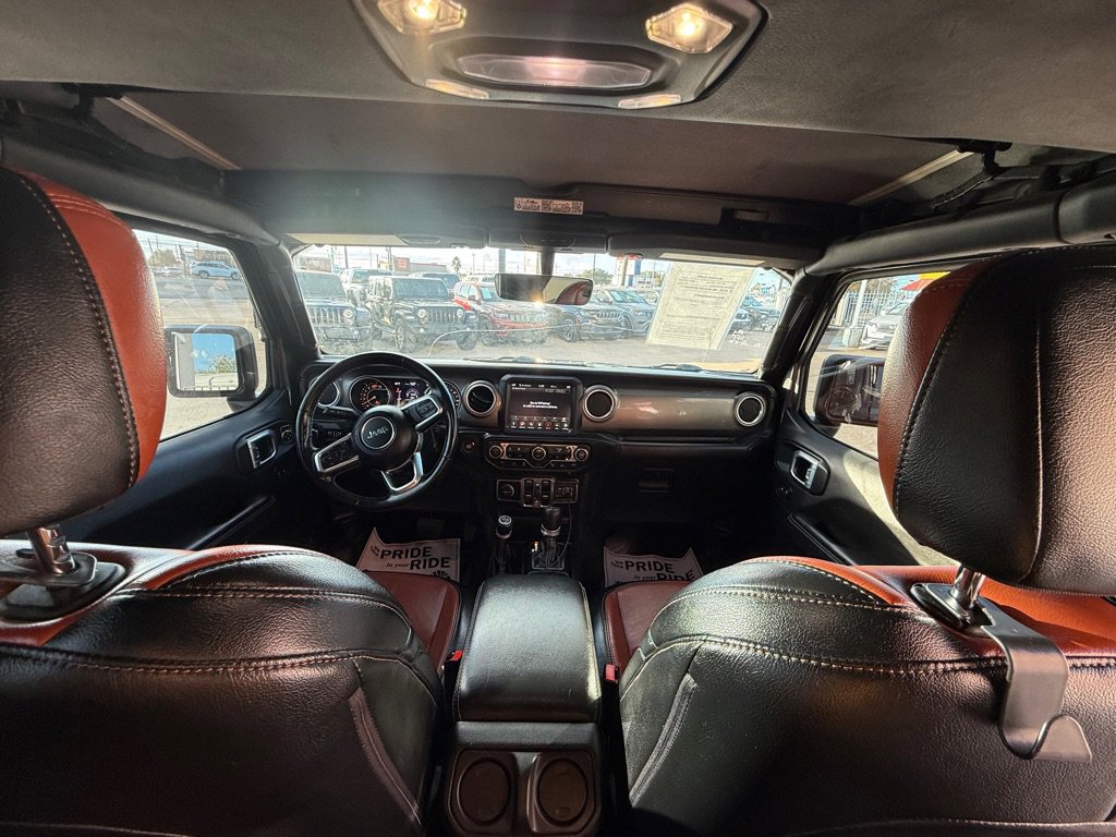 Used 2022 Jeep Wrangler Unlimited Sahara w/ Cold Weather Group image 10