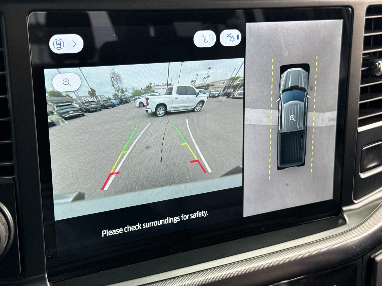 Used 2024 Ford F150 Platinum image 23