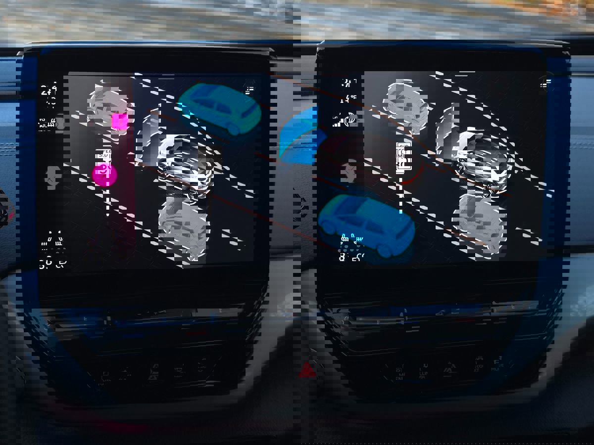 Used 2023 Volkswagen ID.4 Pro S image 39