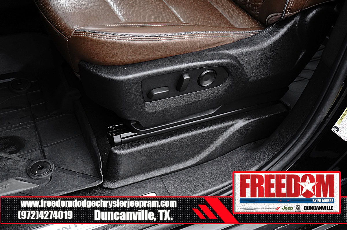 Used 2023 Chevrolet Suburban High Country AWD/4WD image 39