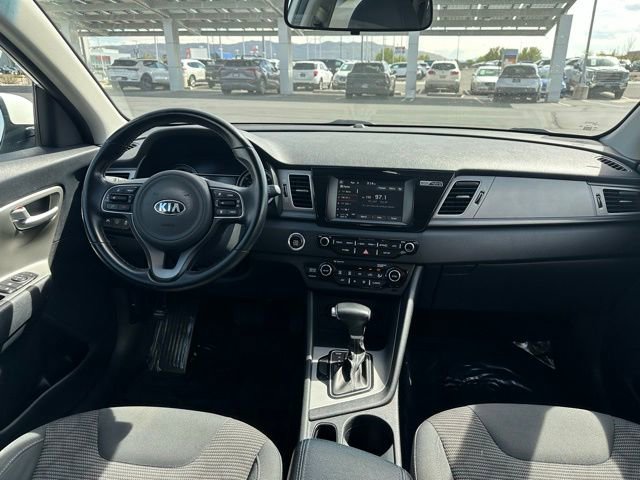 Used 2018 Kia Niro LX FWD image 16