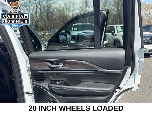 Used 2022 Jeep Grand Cherokee Overland AWD/4WD image 28
