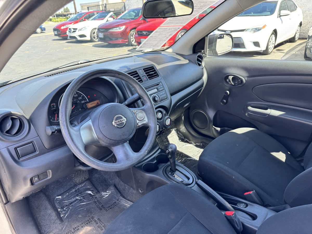 Used 2014 Nissan Versa S Plus FWD image 31