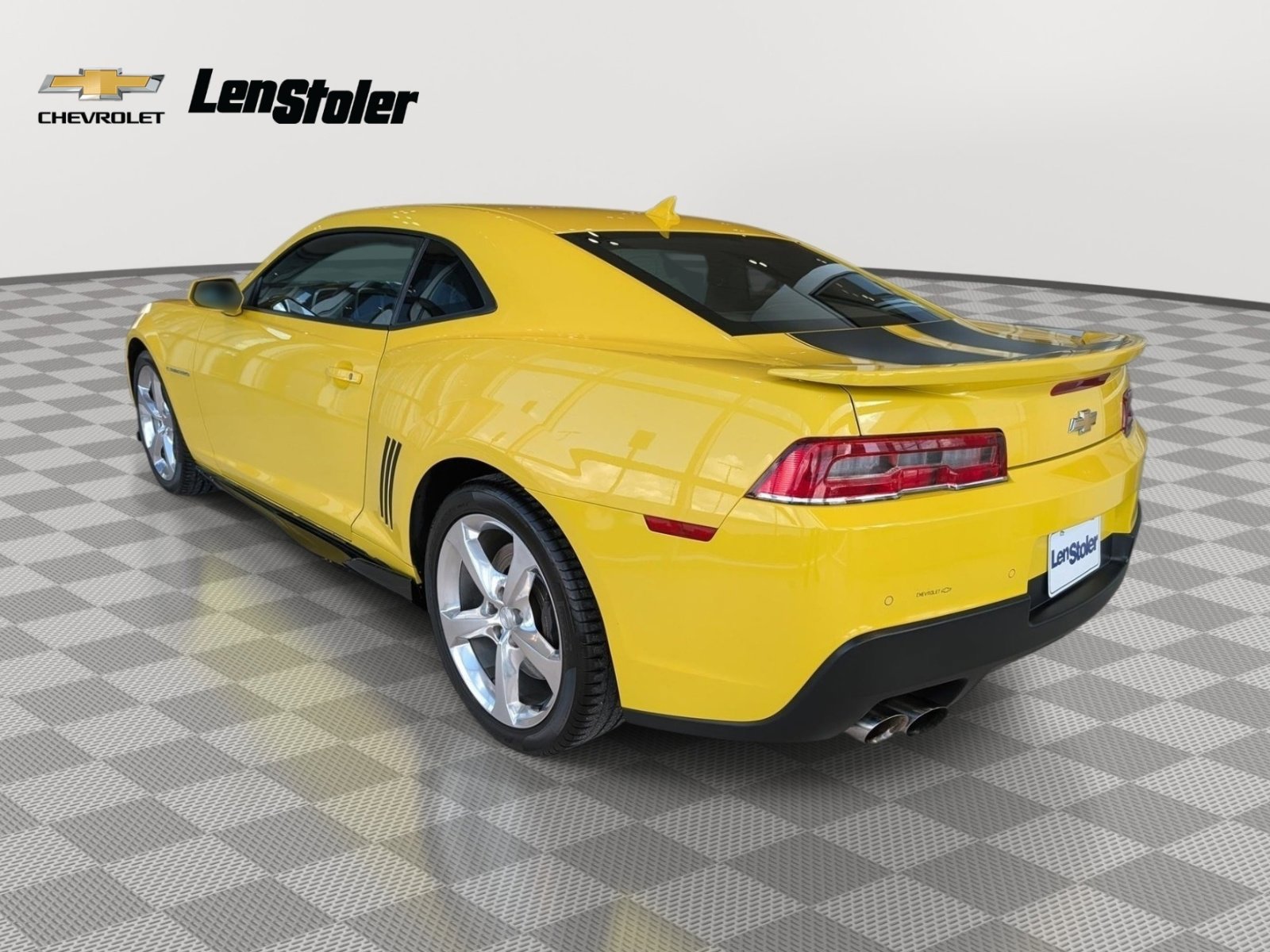 Used 2014 Chevrolet Camaro SS w/ RS Package RWD image 2