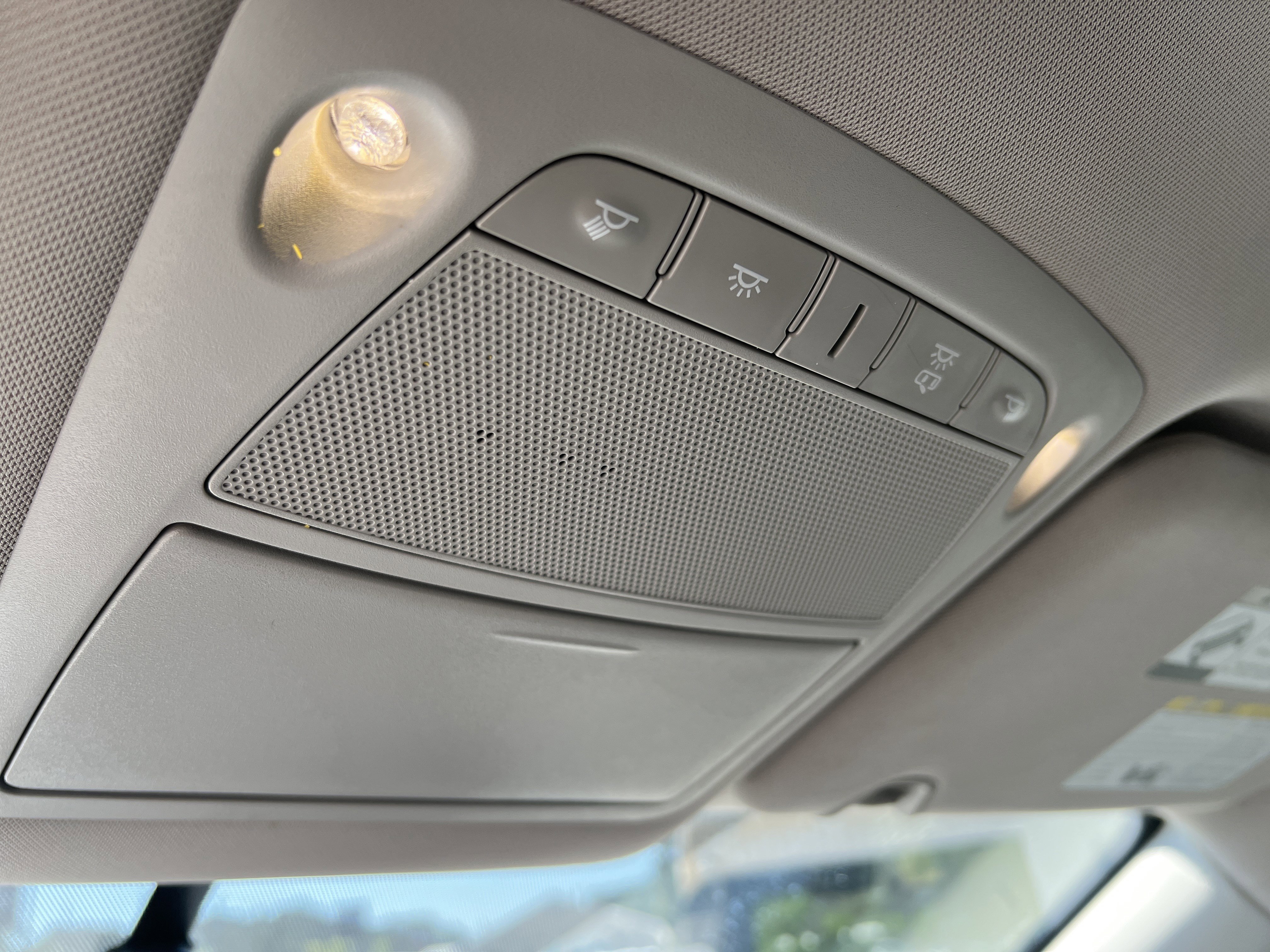 Used 2016 Nissan Rogue S image 23