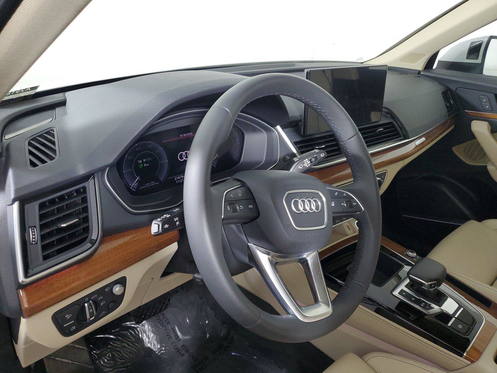 Used 2023 Audi Q5 e Prestige AWD/4WD image 26