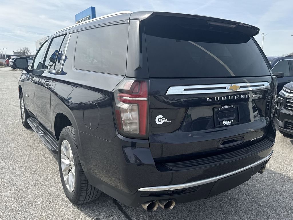Used 2023 Chevrolet Suburban Premier image 6
