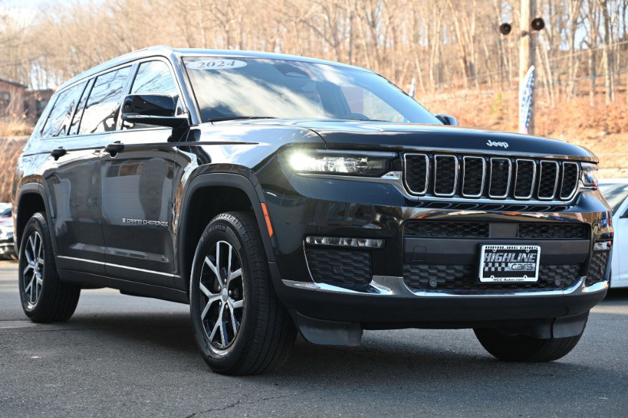 Used 2024 Jeep Grand Cherokee L Limited w/ Luxury Tech Group II AWD/4WD image 9