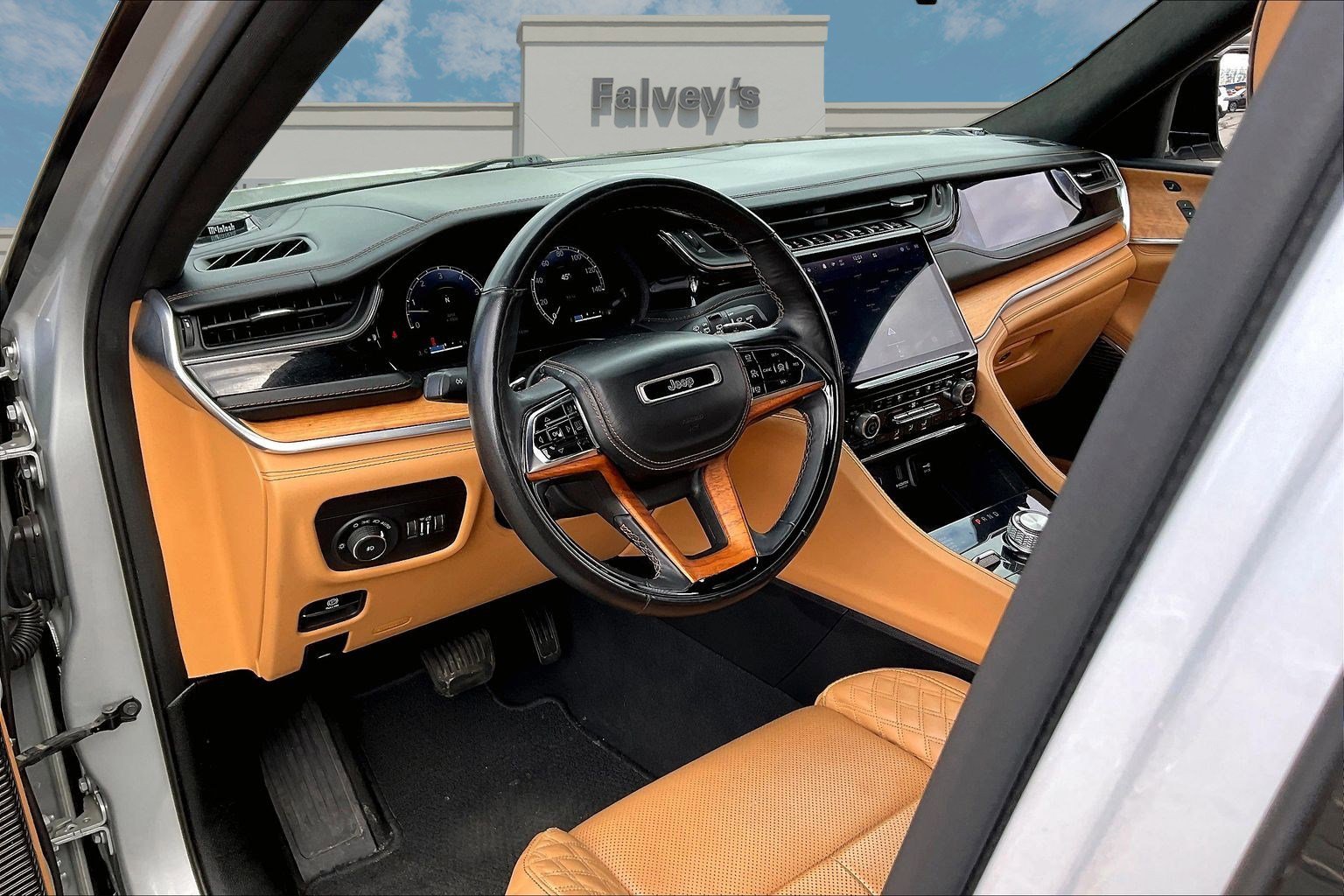 Certified 2022 Jeep Grand Cherokee L Summit image 13