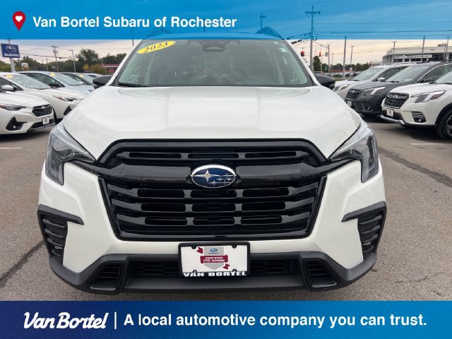 Used 2023 Subaru Ascent Onyx Edition AWD/4WD image 2