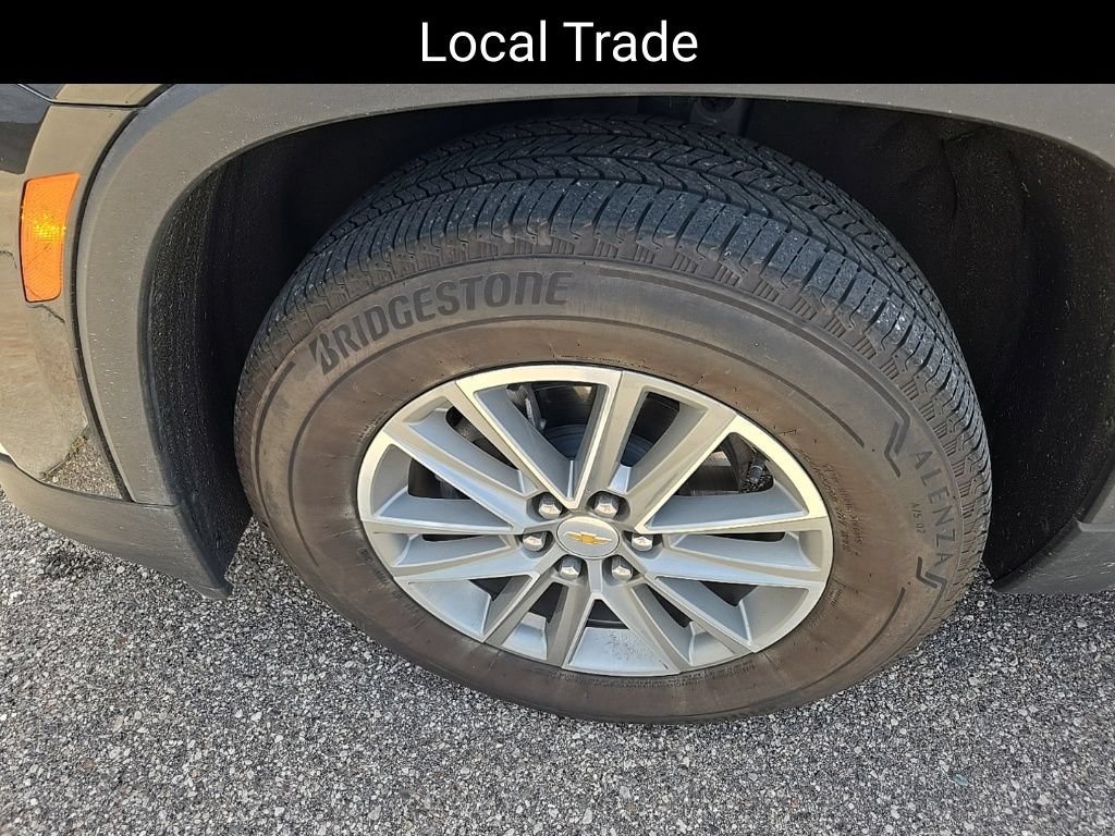 Certified 2023 Chevrolet Traverse LT FWD image 9