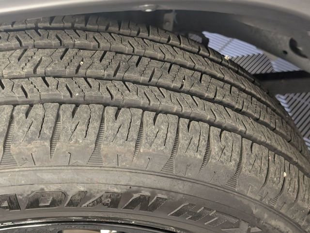 Used 2025 Jeep Wrangler Unlimited Sahara image 9