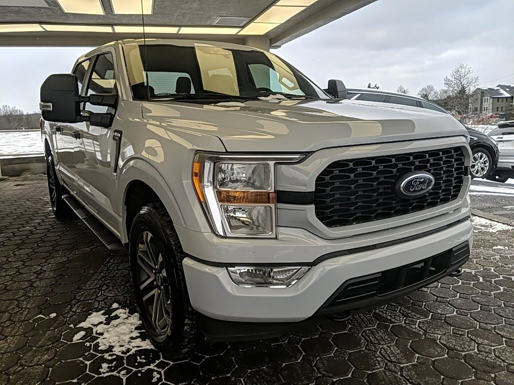 Certified 2022 Ford F150 XL w/ STX Appearance Package image 3