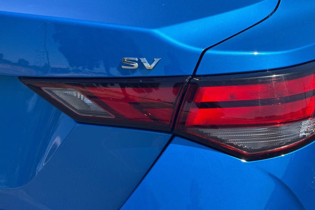 Used 2024 Nissan Sentra SV FWD image 30