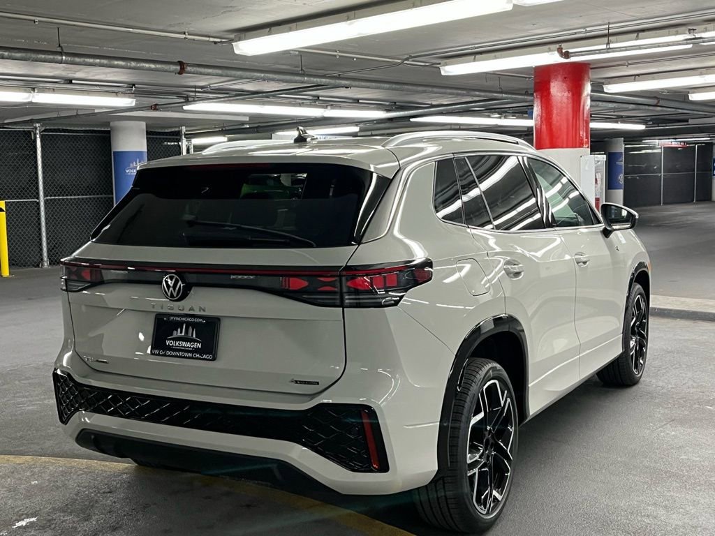 New 2026 Volkswagen Tiguan SEL R-Line image 6