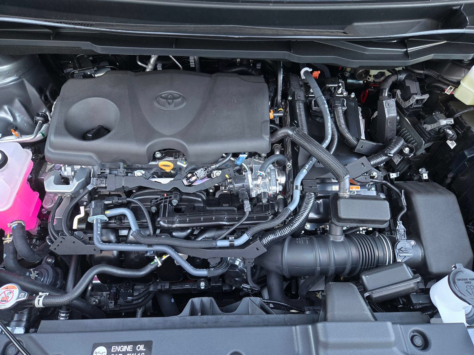 Certified 2026 Toyota Sienna XLE FWD image 28