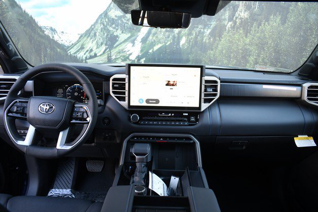 New 2026 Toyota Sequoia Platinum AWD/4WD image 9