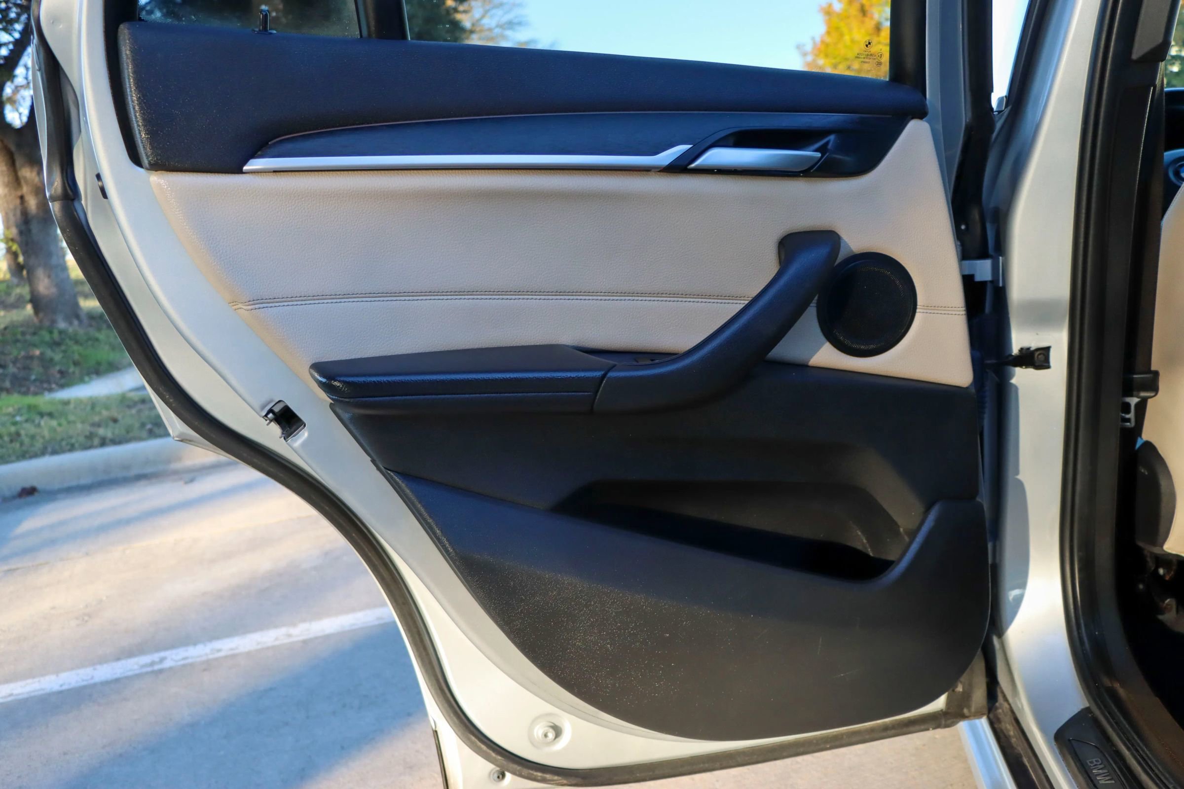 Used 2017 BMW X1 xDrive28i image 12