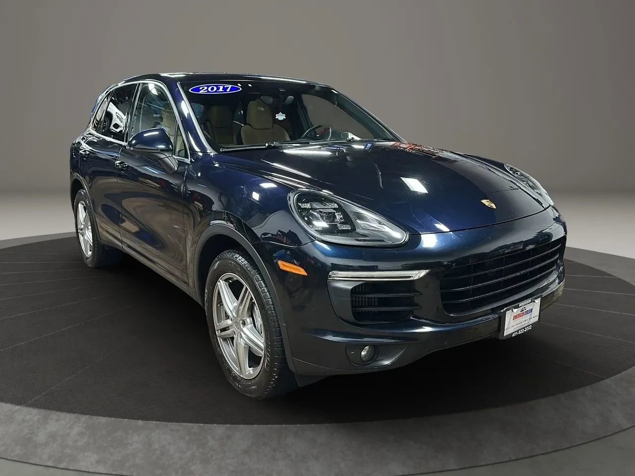 Used 2017 Porsche Cayenne S image 7