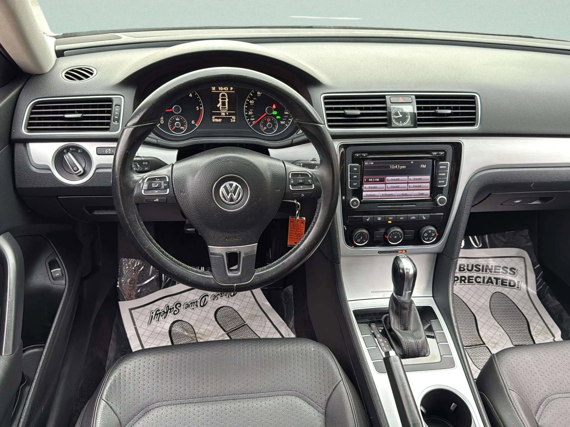 Used 2013 Volkswagen Passat TDI SE image 20
