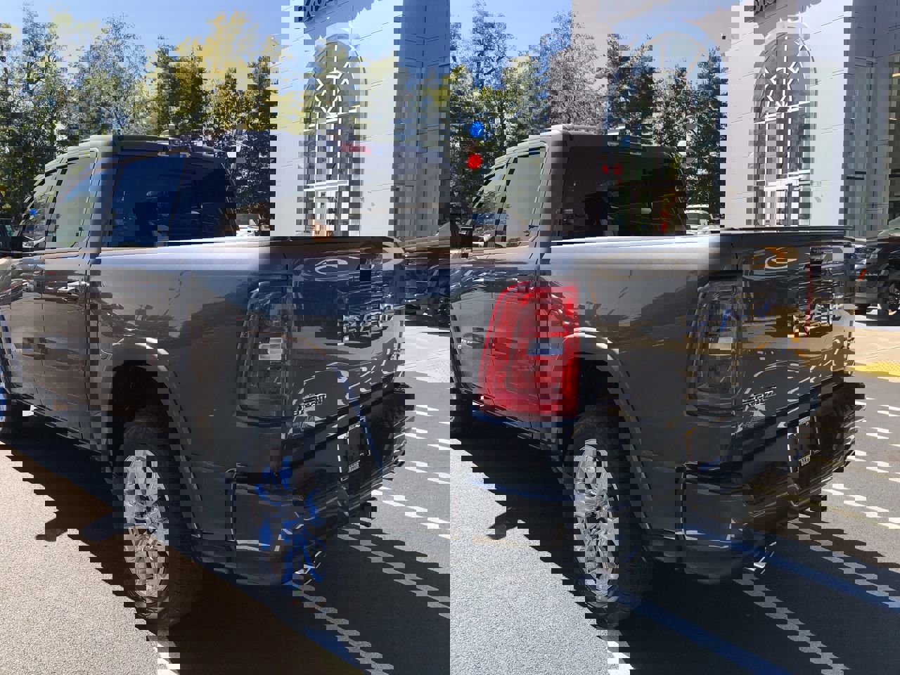 New 2026 RAM 1500 4x4 Crew Cab image 12